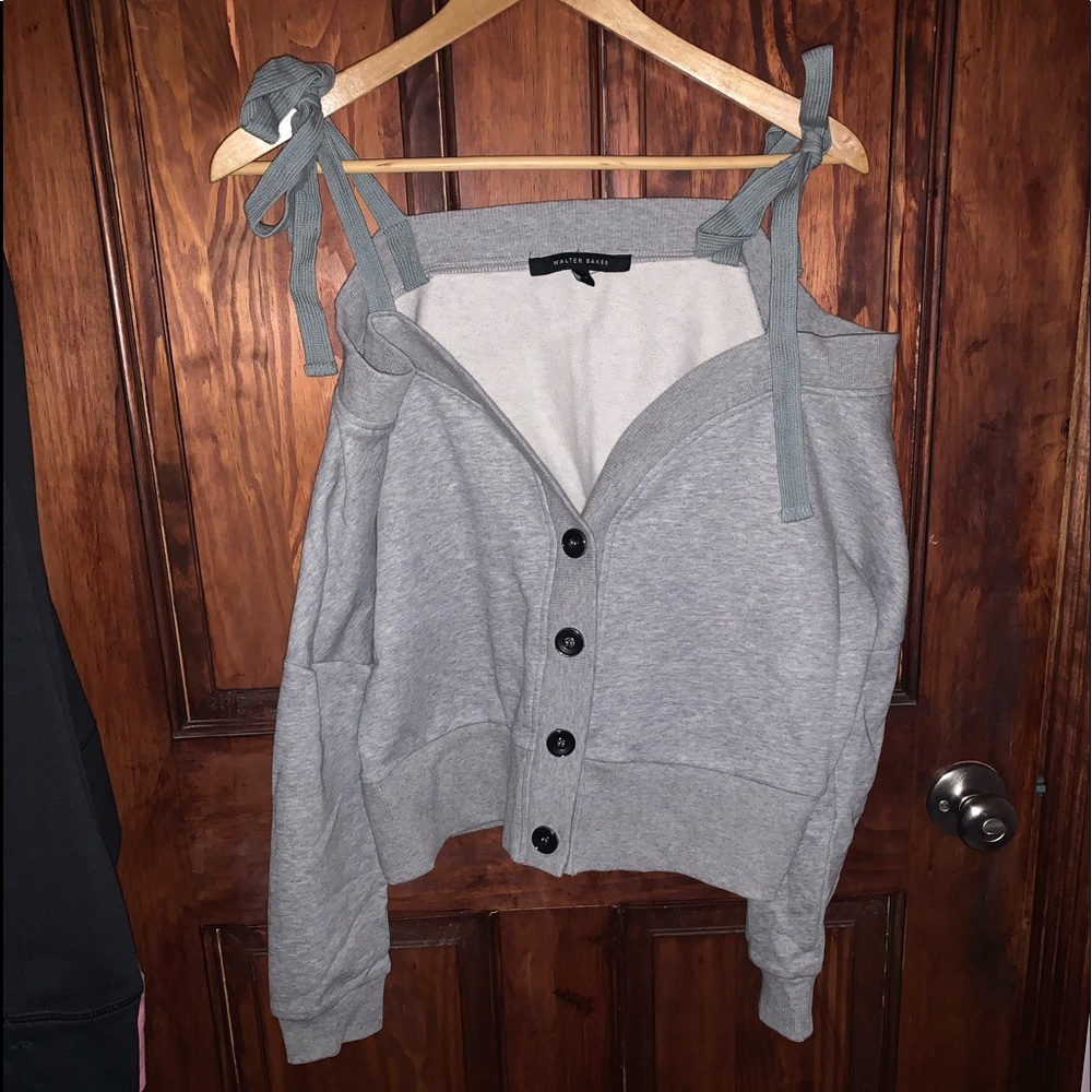 Grey sweater